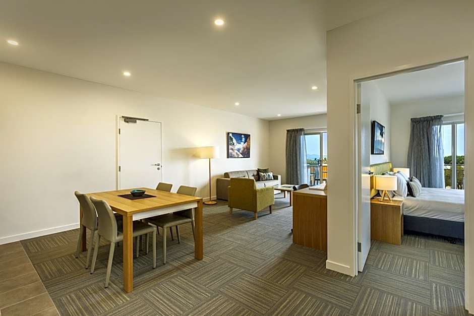 Quest Townsville on Eyre