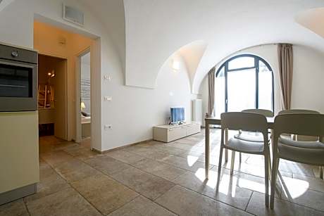 Apartment with Private Garden