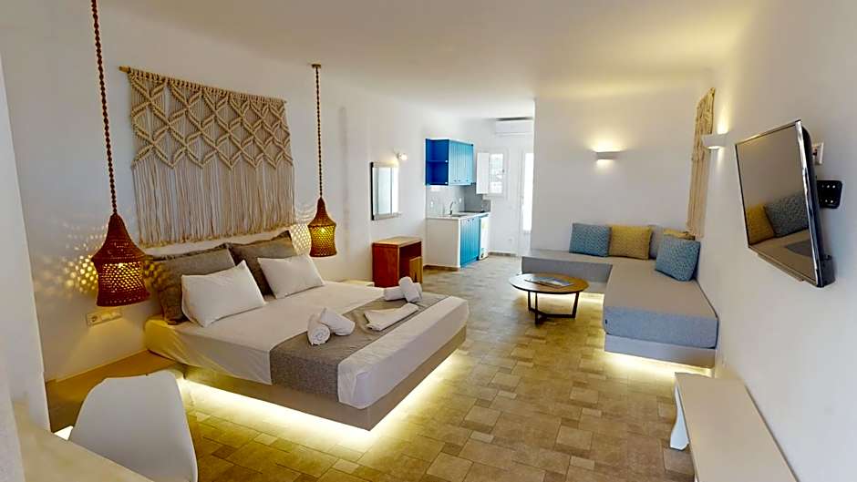 Alexandros Mykonos