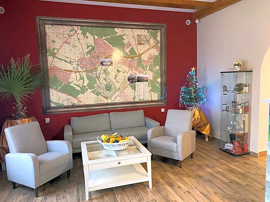 Kamarás Klastrom House