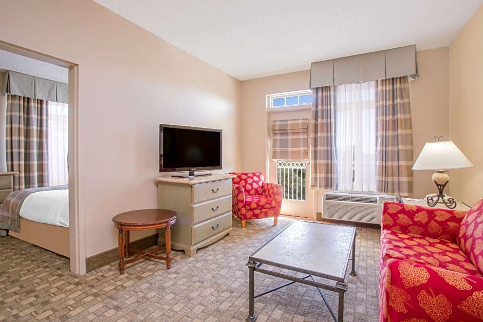 Hawthorn Extended Stay by Wyndham Conyers