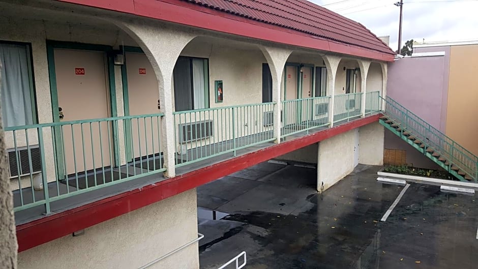 Flamingo Inn Long Beach