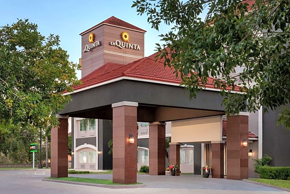 La Quinta Inn & Suites by Wyndham Brownsville North