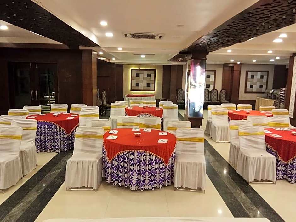 Hotel Grand Continental – Varanasi, VA