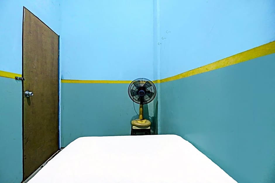 Hotel O Homestay Semarang Baru SyariahNearNagoya Hill Shopping Mall