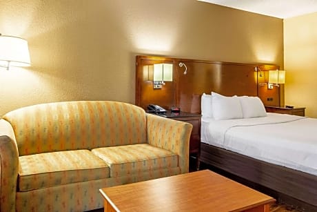 King Room - Non-Smoking