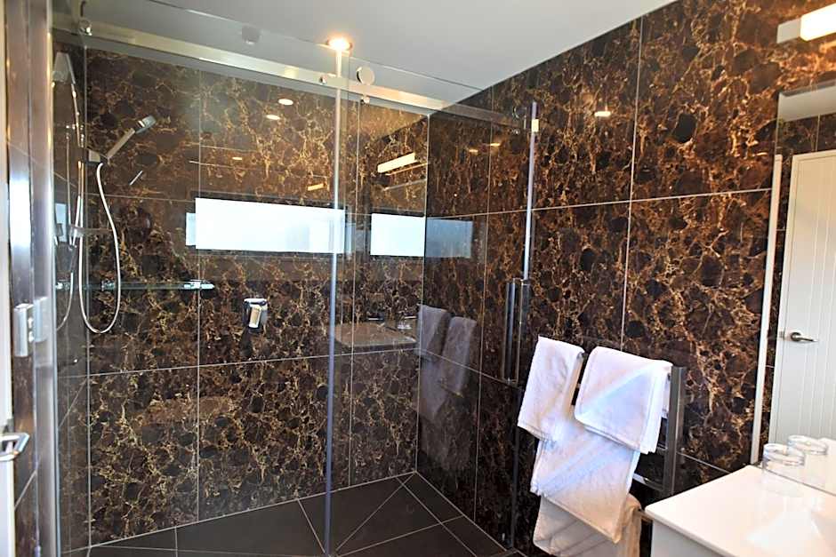 103 Prince of Bealey Motel