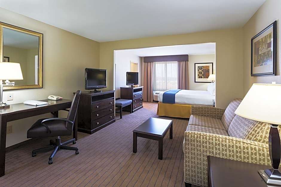 Holiday Inn Express Hotel & Suites Moultrie By IHG