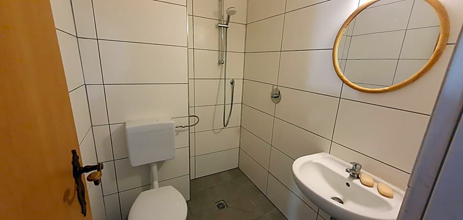 B I E S T O Aparthotel