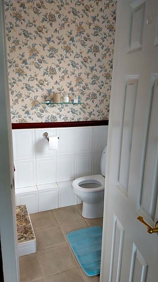 Hollingworth Lake Guest House Room Only Accommodation