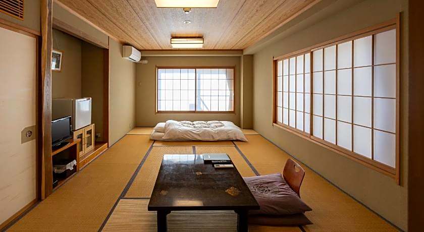 Ryokan Hakura