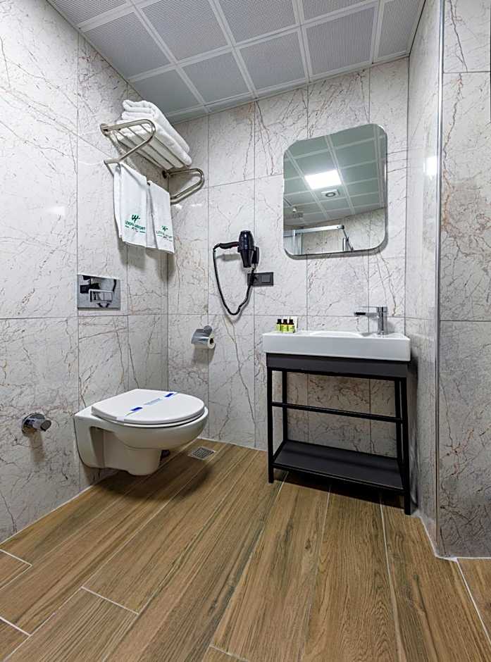 Lenora Airport Hotel