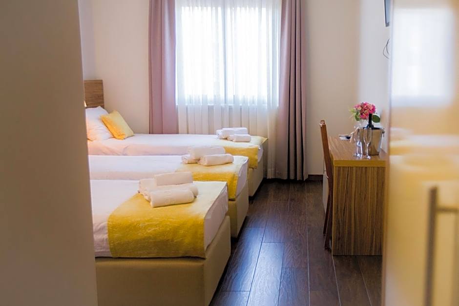 Hotel Luna