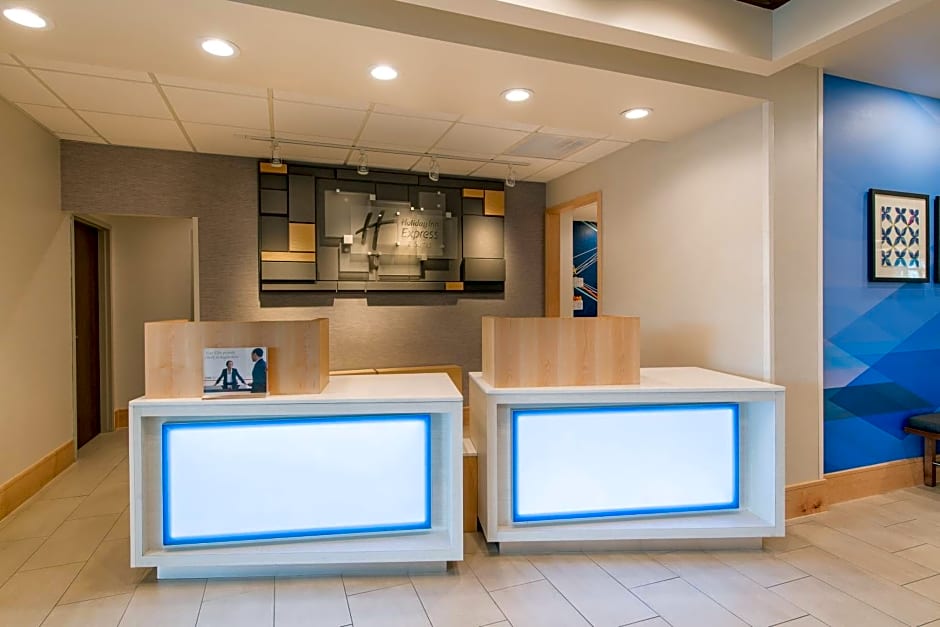 Holiday Inn Express Hotel & Suites Columbia I-26 @ Harbison Blvd By IHG