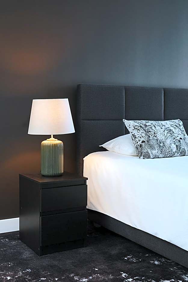 Mamaison Residence Diana