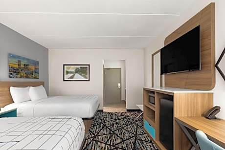 Queen Room with Two Queen Beds - Non-Smoking