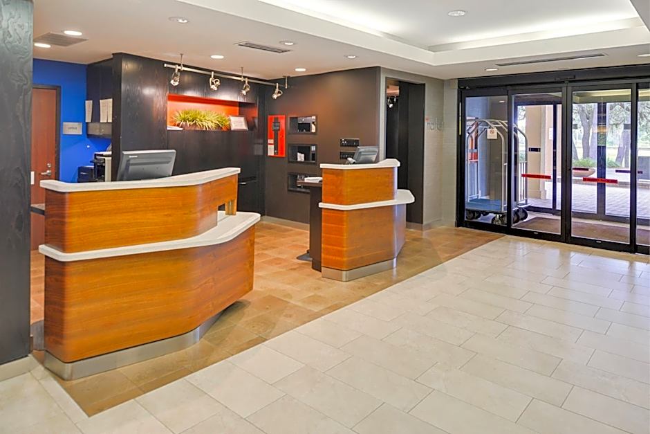 Courtyard by Marriott Tampa North/I-75 Fletcher