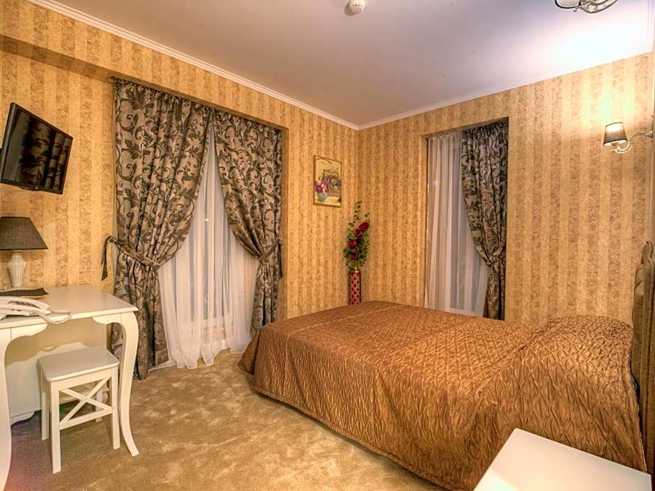 Family Hotel Agoncev