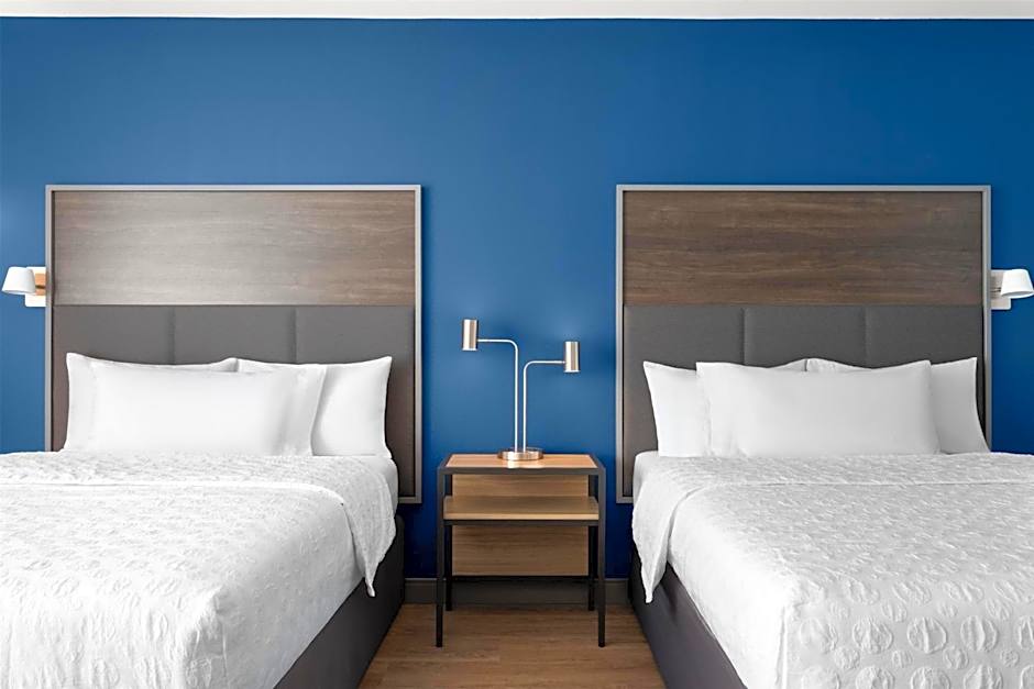 Tru by Hilton Kearney