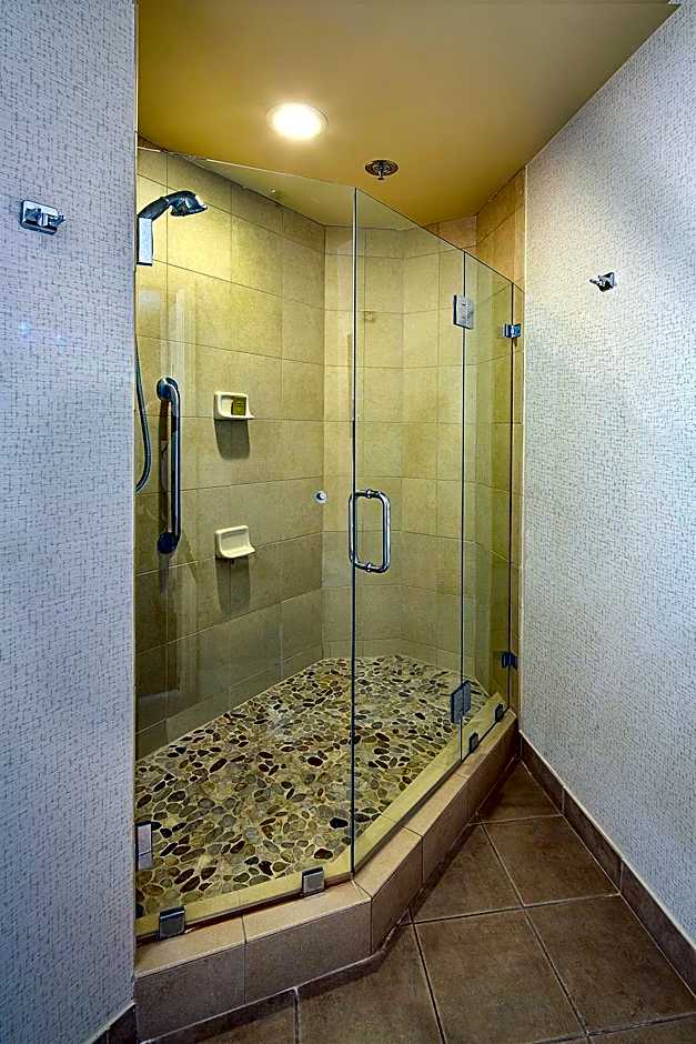 DoubleTree By Hilton Modesto