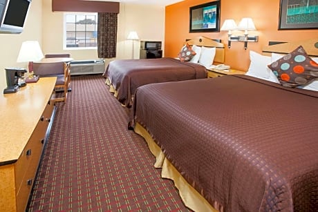 Queen Room with Two Queen Beds - Smoking