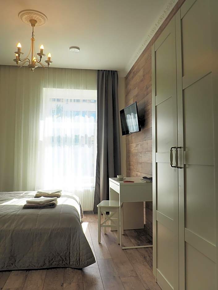Emi apartment