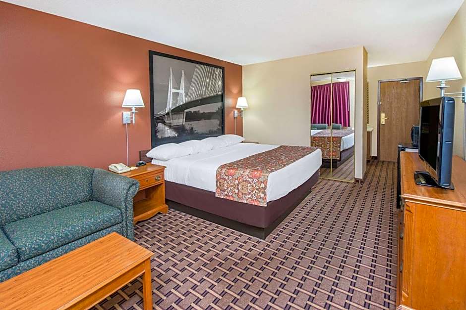 Super 8 by Wyndham Charleston/Sikeston East MO