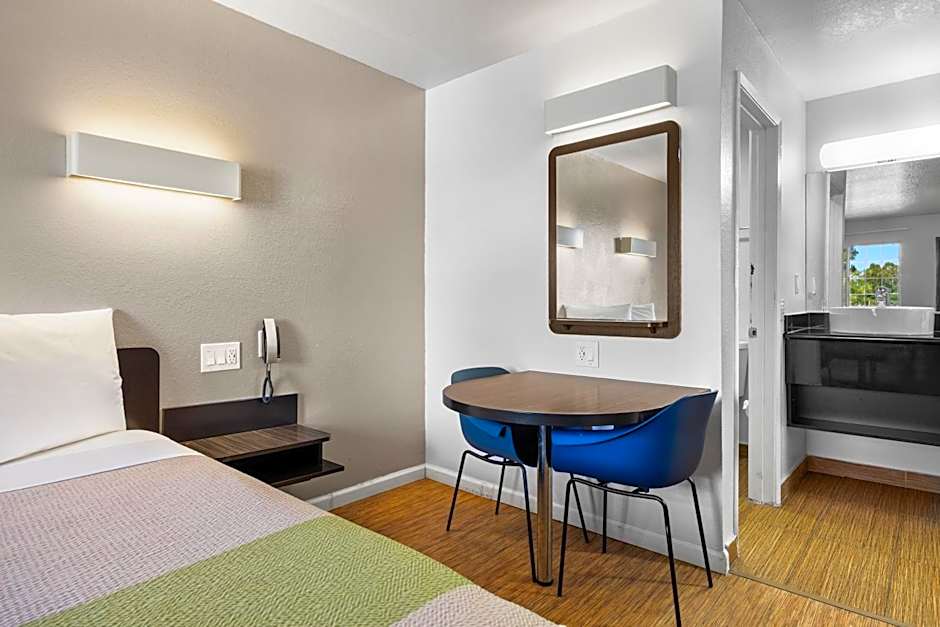 Motel 6-Fairfield, CA - Napa Valley