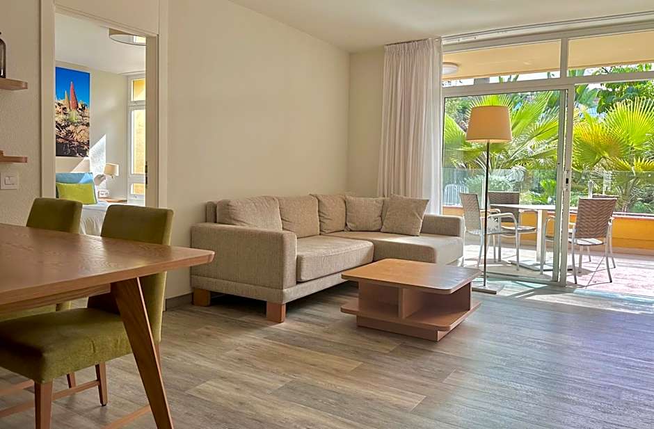 Apartamentos Tigaiga Suites