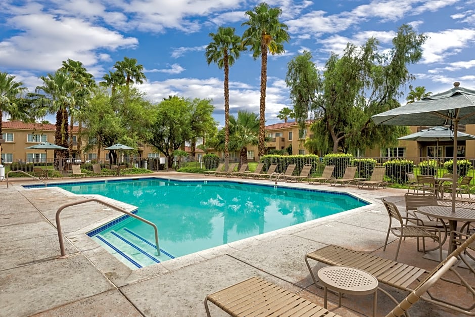 Worldmark Cathedral City - Extra Holidays