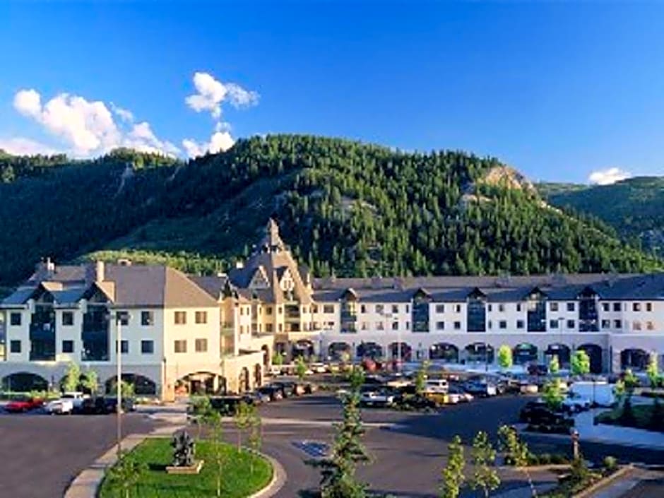 Beaver Creek Village