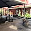 CROWN CBD Hotel - Oil Friendly Price