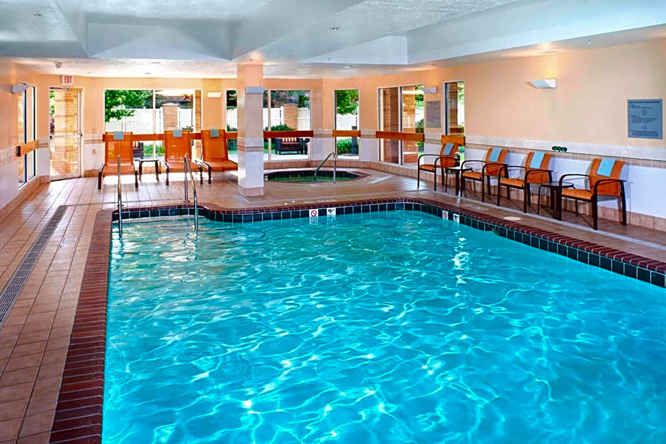 Courtyard By Marriott Cleveland Independence