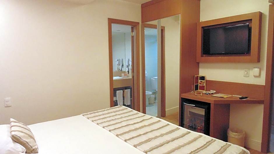 Mirasol Copacabana Hotel