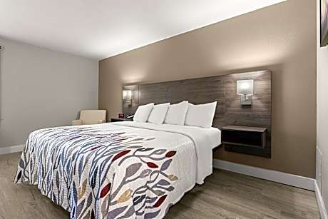 Superior King Room with Spa Bath Non-Smoking