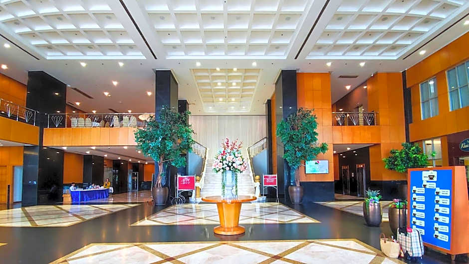 Diamond Plaza Hotel Suratthani