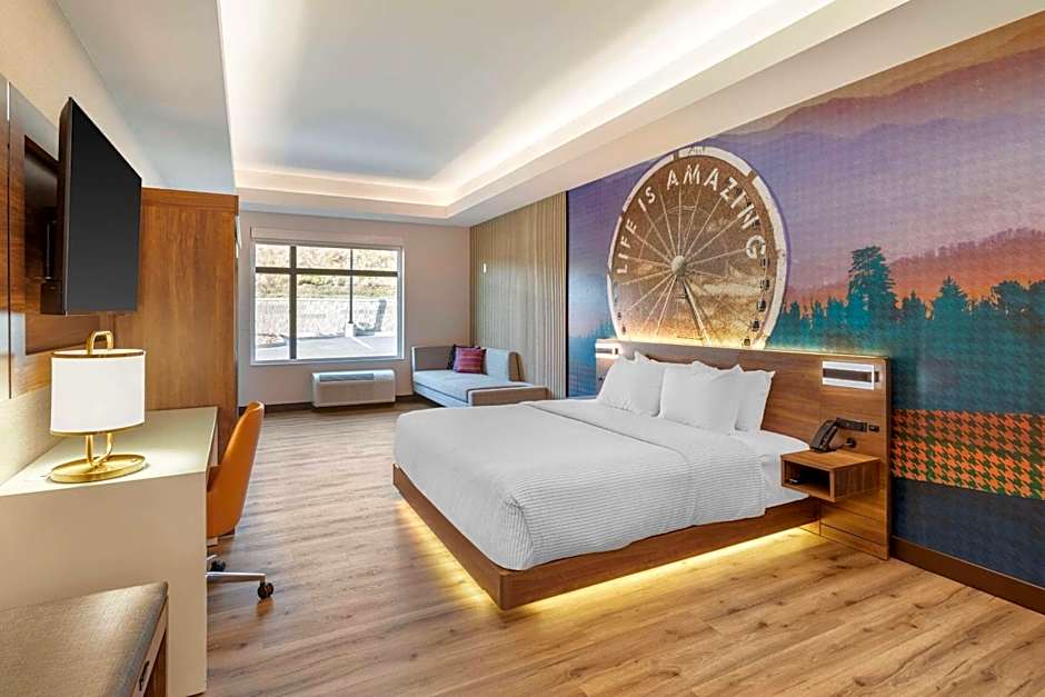 Cambria Hotel Pigeon Forge