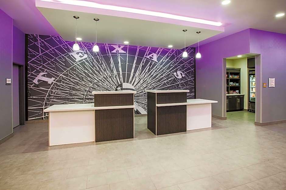 La Quinta Inn & Suites by Wyndham Lubbock South