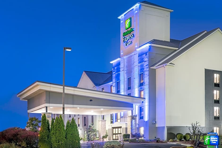Holiday Inn Express Hotel & Suites Louisville East By IHG