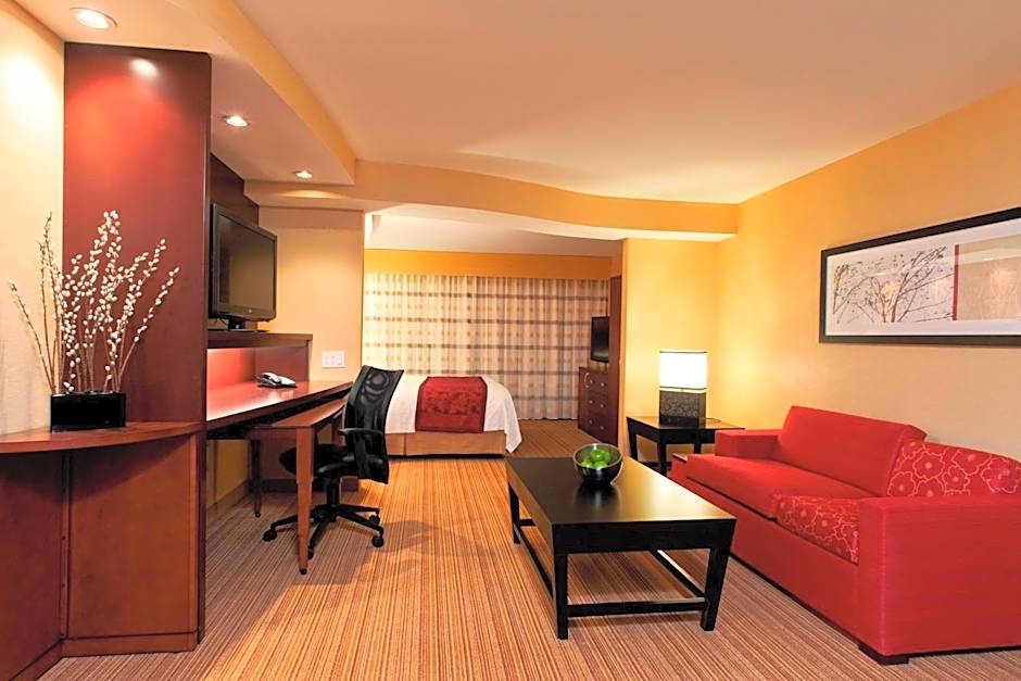 Courtyard by Marriott Newburgh Stewart Airport