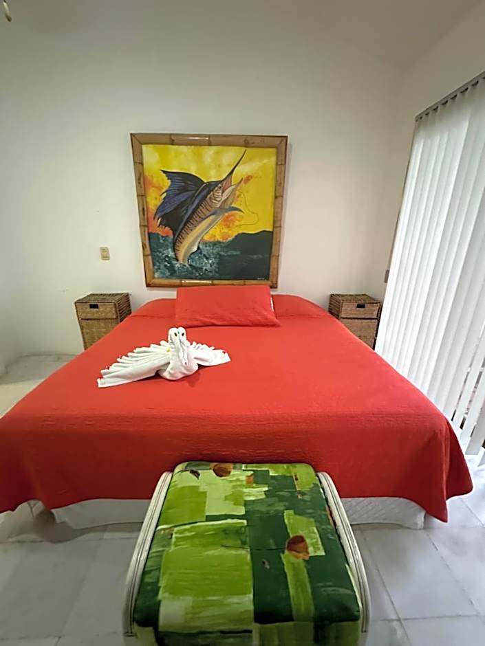 HAB PTa B ÁREA DE VILLAS DENTRO DEL HOTEL Junto al Krystal EN IXTAPA WIFI 2A 1M Con playa