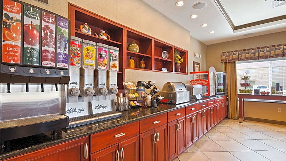 Best Western Plus Montezuma Inn & Suites