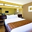 Microtel Inn & Suites By Wyndham Prairie Du Chien