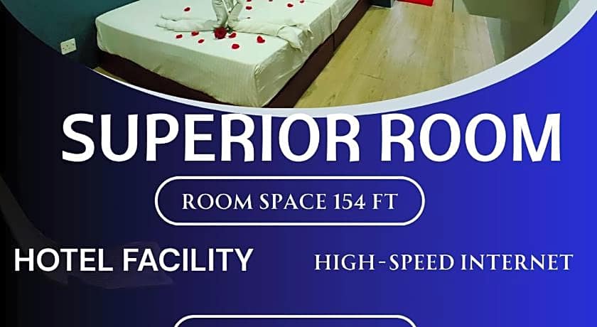 The b'Hotel