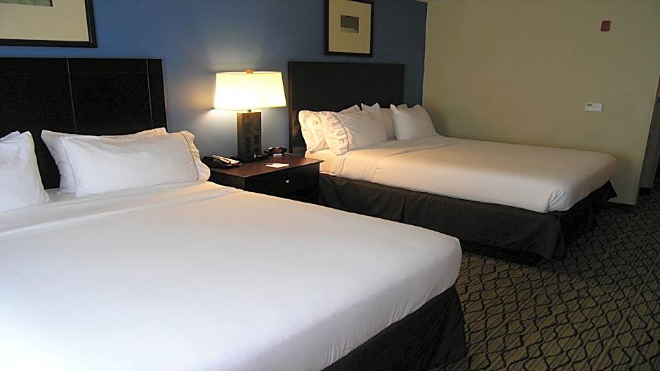 Holiday Inn Express & Suites Belle Vernon By IHG