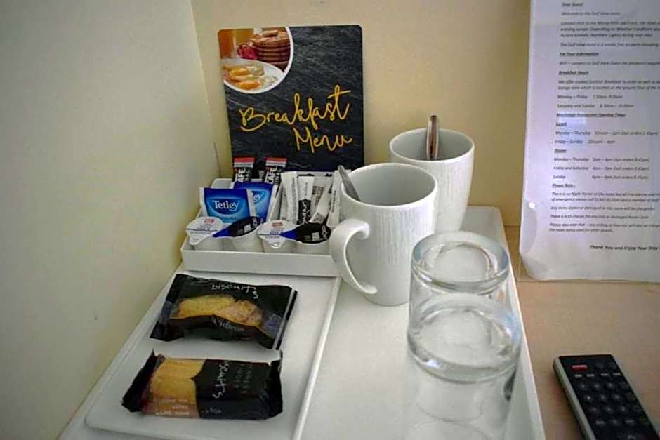 GOLF View Hotel & Macintosh Restaurant