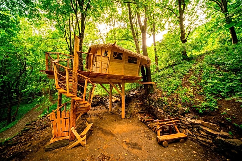 Photo 1 of 22 of Treehouse pod Jestedem