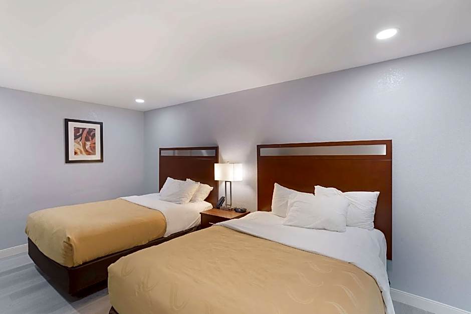 Quality Inn Redding near I-5