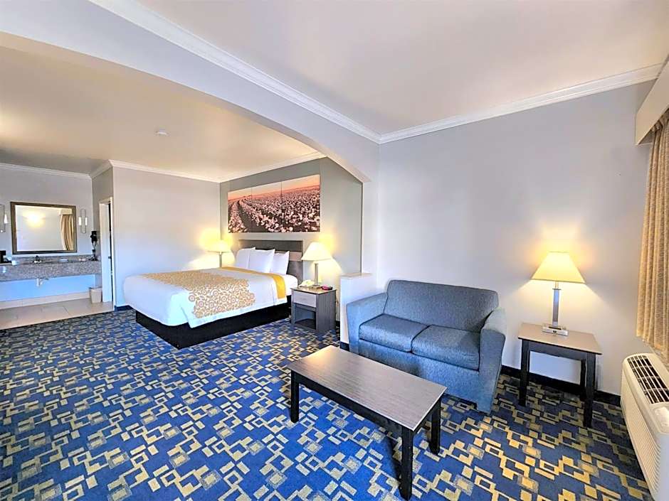 Days Inn by Wyndham Robstown