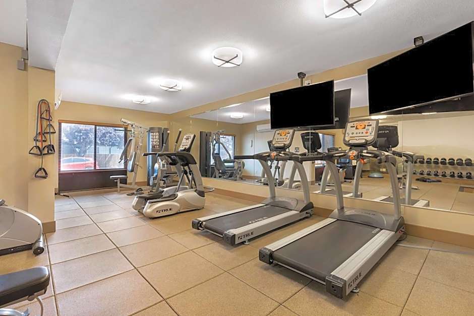 Best Western Plus Olympic Inn